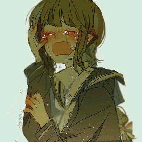 撕心裂肺哭的头像女