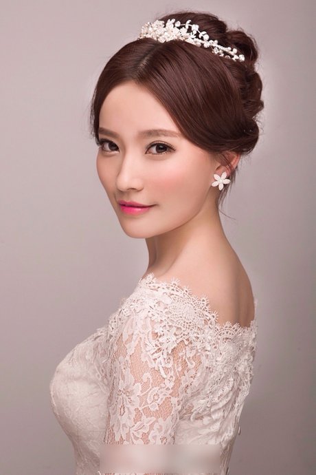 新娘化妆师 新娘发型造型 新娘发型 新娘妆面造型图片 新娘发型正脸