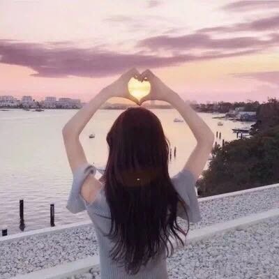 女生微信头像唯美背影