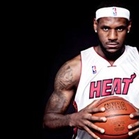 勒布朗詹姆斯      nba小皇帝lebron james系