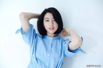 三吉彩花 360图片