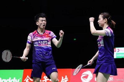 国羽斩获一金一银 刘圣书/谭宁女双登