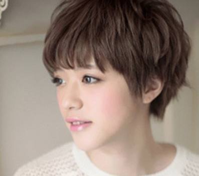 双子女适合什么发型