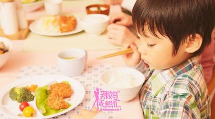 宝宝老是打饱嗝积食吗