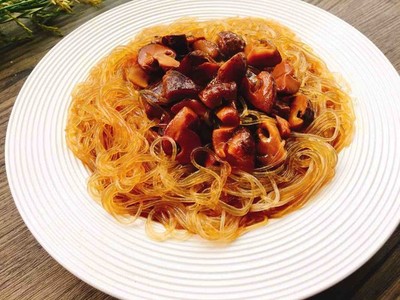 新鲜香菇炒粉丝