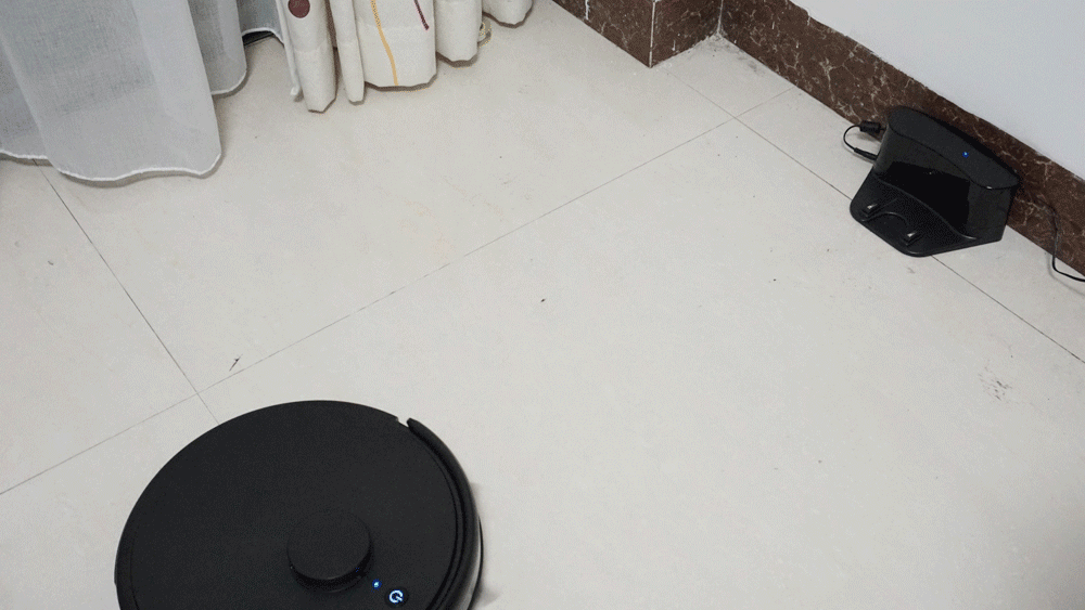 小户型可以用扫地机器人吗