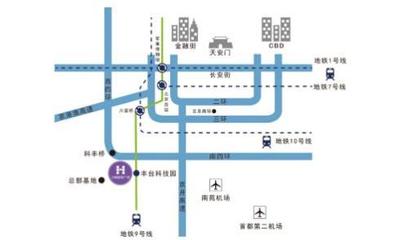 华贸中心地铁哪个口出