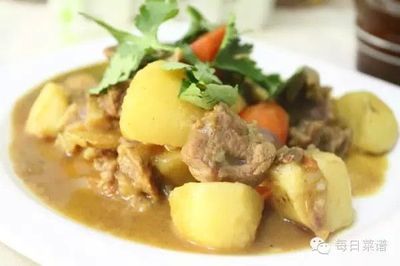 咖喱土豆炖牛肉