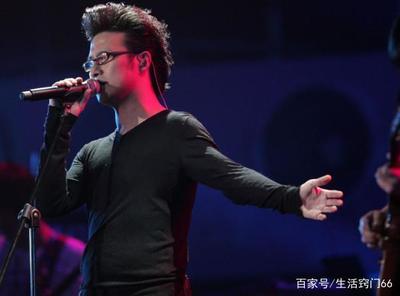 汪峰长发