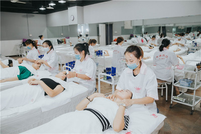 江西护肤化妆培训学校