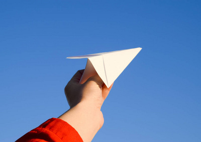 纸飞机象征着什么