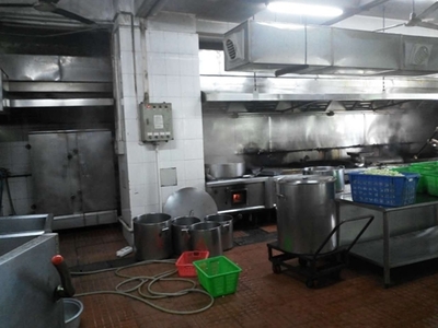 厨房送鲜风管道高度