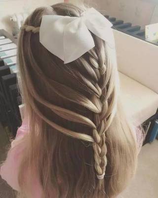 鱼骨辫短发