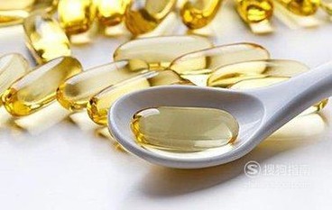 用维生素E祛眼袋的正确方法是最安全有效的祛眼袋方法