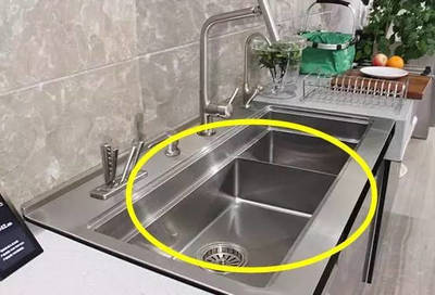 厨房用单水槽还是双水槽