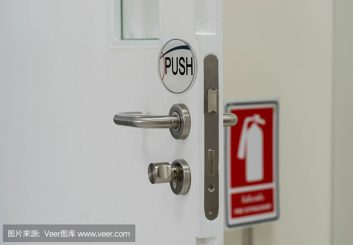 就地闭锁开关是什么意思