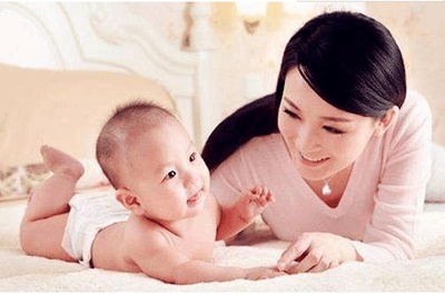 坐月子可以带孩子吗