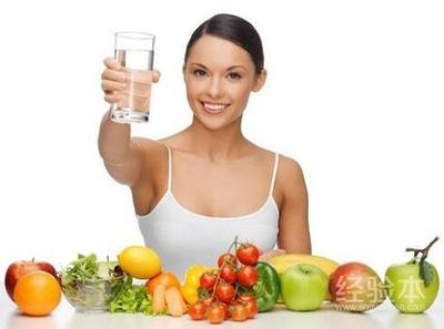 提高基础代谢每天喝多少水