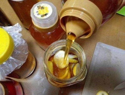 蜂蜜香油水减肥法