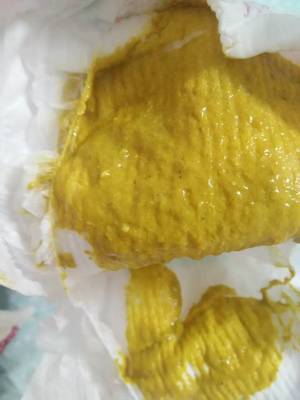 宝宝粑粑里有黑色颗粒