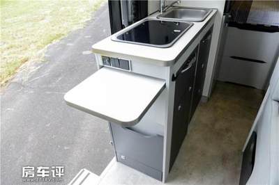 厨房洗菜池高灶台低