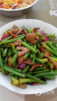蒜苔洋葱炒肉做法大全家常