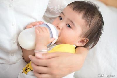 4个多月宝宝喂奶每次多少分钟