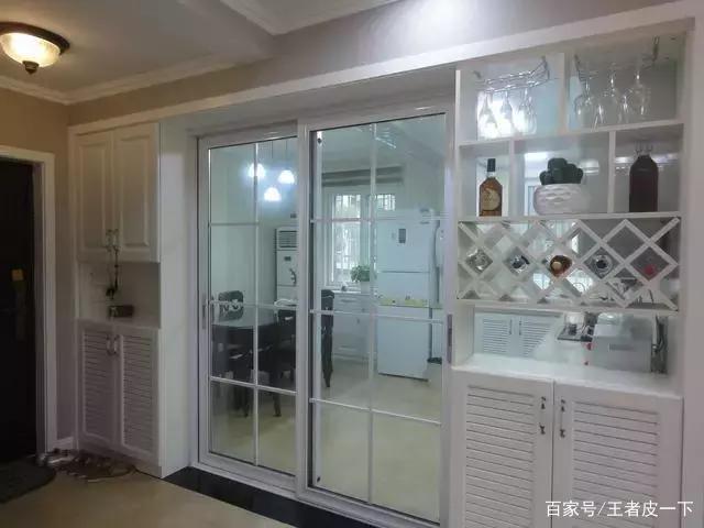 厨房和酒柜公用推拉门
