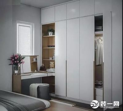 衣柜和书桌连体效果图