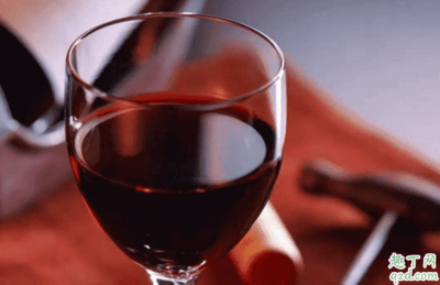 打开的红酒可以保存多久?我如何保存打开的红酒?