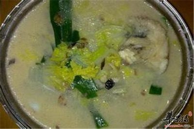 白菜煲鱼汤的做法大全家常