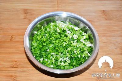 韭菜粉条菜卷做法大全家常
