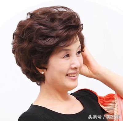 40岁女人烫发发型
