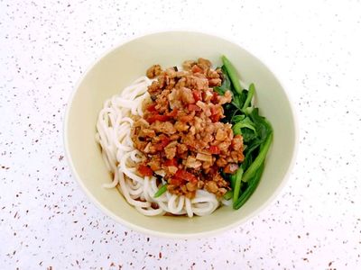 广东佛山香菇肉酱面
