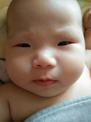 2个月宝宝不吃夜奶正常吗