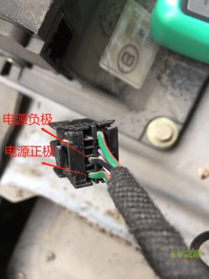 面包车电脑板在哪