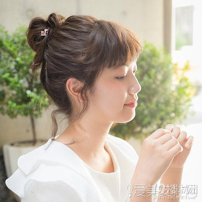 女士丸子头型