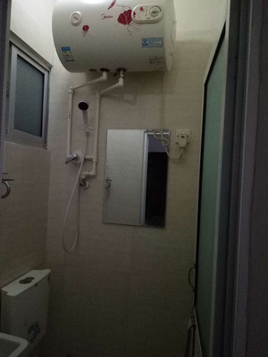 内卫离厨房远用什么热水器