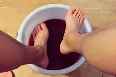 泡脚头晕是怎么回事