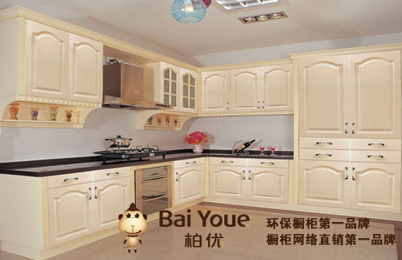 实木橱柜什么意思
