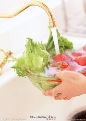 梦见自己在洗菜