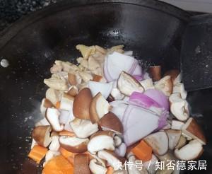 鸡肉香菇洋葱的做法