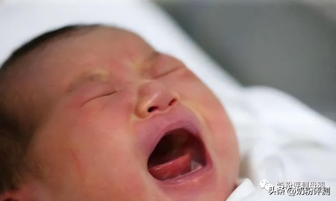 喂母乳和喂奶粉的区别