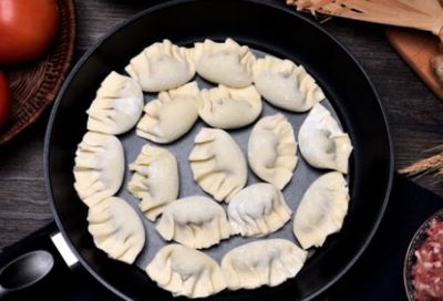 怀孕梦见吃饺子
