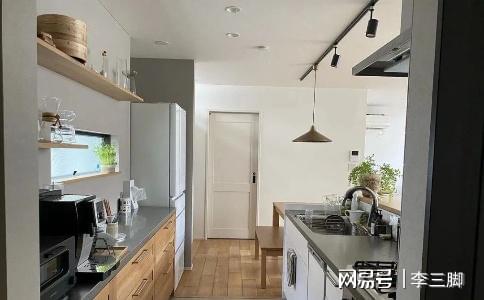 厨房在一楼还是二楼好