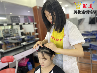 哪儿有学美容美发
