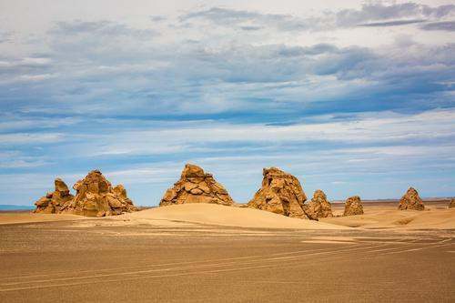 游记的特点是什么 游记文体的特点是什么?