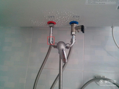 储水式热水器怎么放水