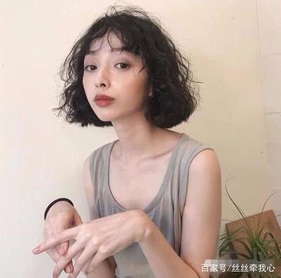 发量少的女生适合长发还是短发