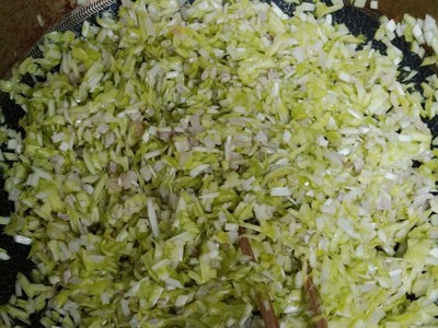 黄韭肉钉的制作方法